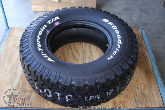 Tire Chevy Blazer 31x10.5x R15 LT
