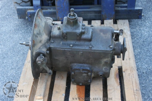 manual transmission 2,5 Ton GAS ENGINE REO M35