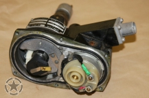 DISTRIBUTOR  M151