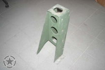 antenna mount for HMMWV