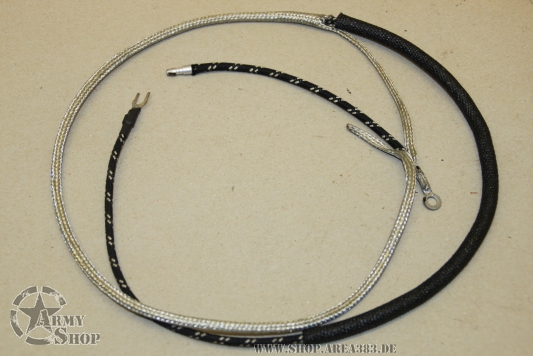 Anschlusskabel für Tarnscheinwerfer am Kotflügel