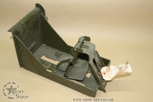 Halter Munitionkiste 30 / 50 cal