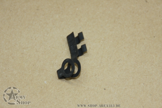 CLIP, ROD HANDLE END LH TO LATCH (LEFT)
