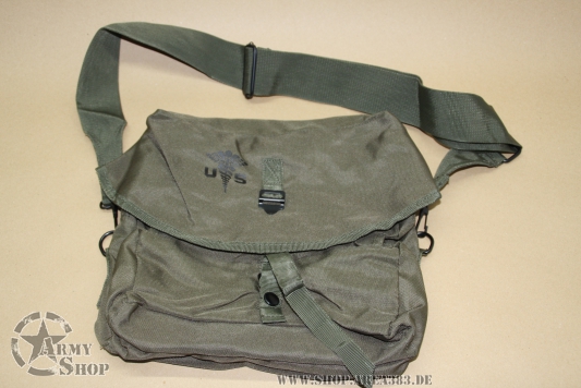 Medic-Bag oliv   (Repro)
