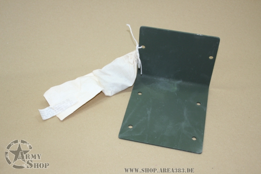 A3046210 (MOUNTING BRACKET, RETRANS)