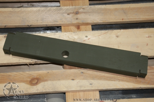 Holz in der Stoßstange Willys MB  OD