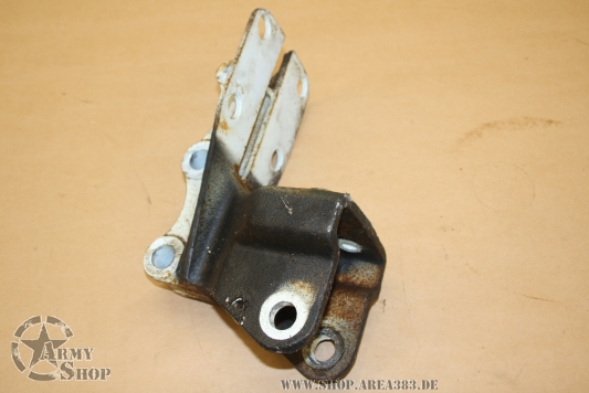 Halter 3. Crossmember A2 12K  passt links und rechts