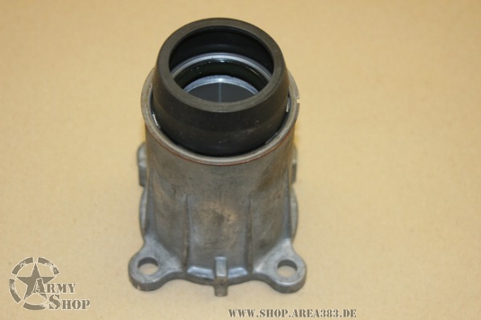 Getriebehals hinten NP242 mit Simmerring  p/n 19140 ,4 Loch