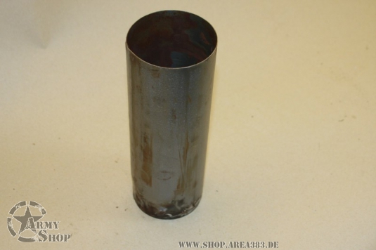 Siebstutzen im Tank Willys MB