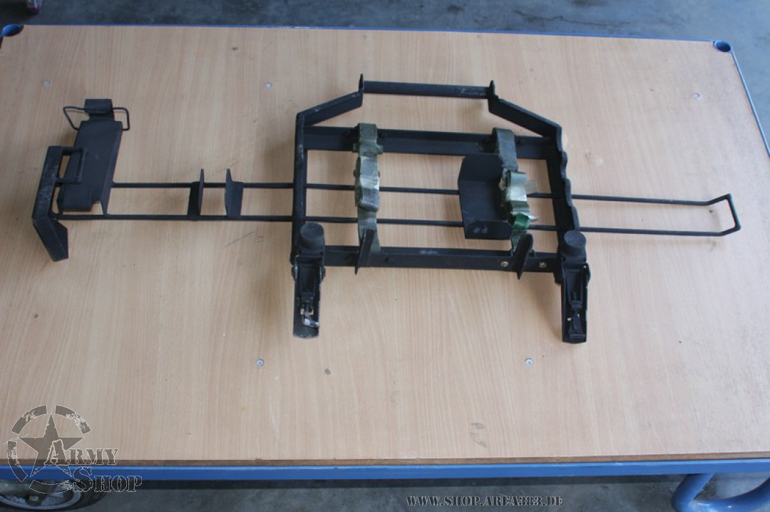 PIONEER TOOL RACK HMMWV