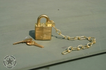 US Army Padlock Nr.4 with chain