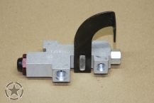 M998 FRONT BRAKE LINE REGULATING VALVE
