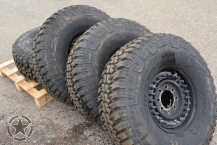 1 Set Reifen mit Felge HMMWV 37x12,50R16,5, 15mm Profil