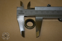 TH-400 Automatic Transmission Selector Shaft Seal