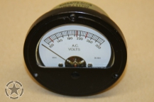 Voltmeter aus US Army Beständen