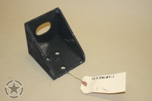 Besfestigungswinkel Karosserie links HMMWV